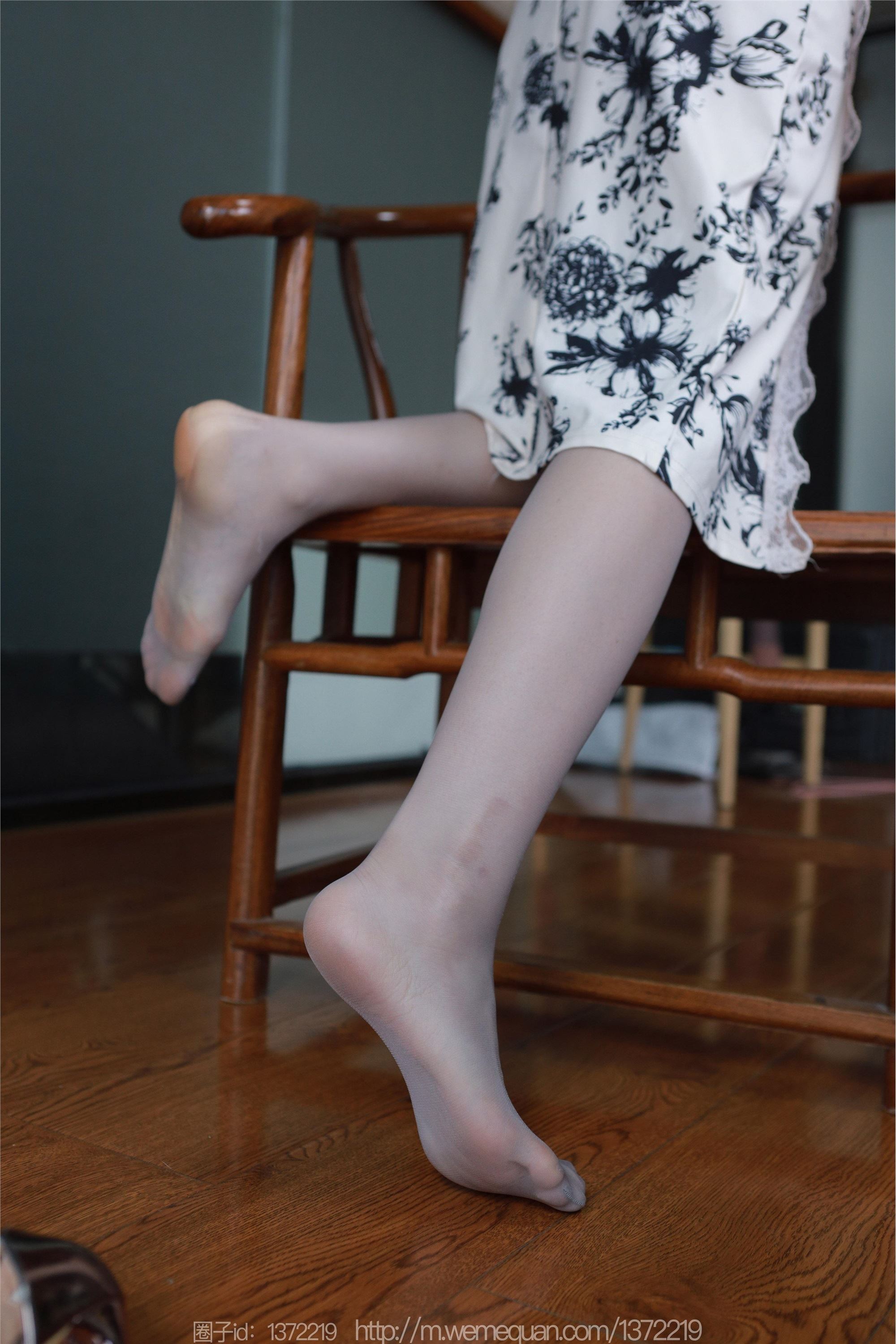 IESS异思趣向  2023.04.25 丝享家 1432 小婕《灰斯旗袍》